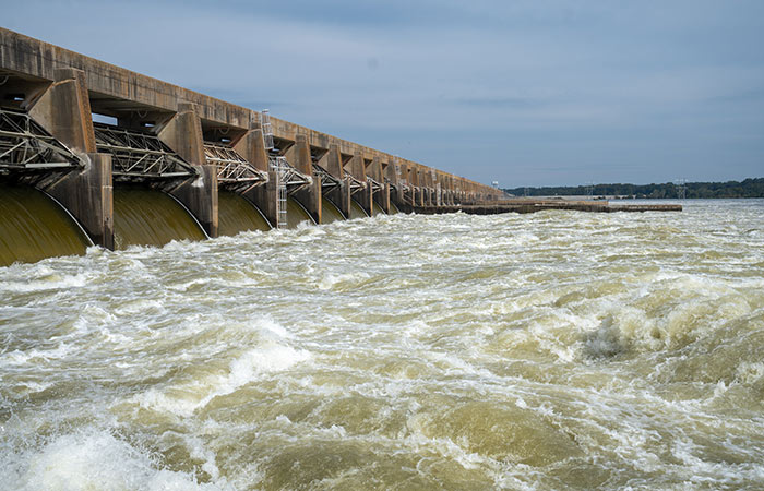 spillway