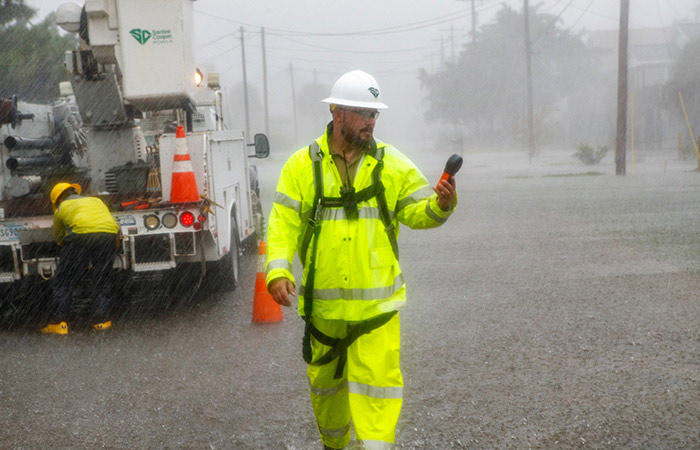 Santee Cooper worker out in storm