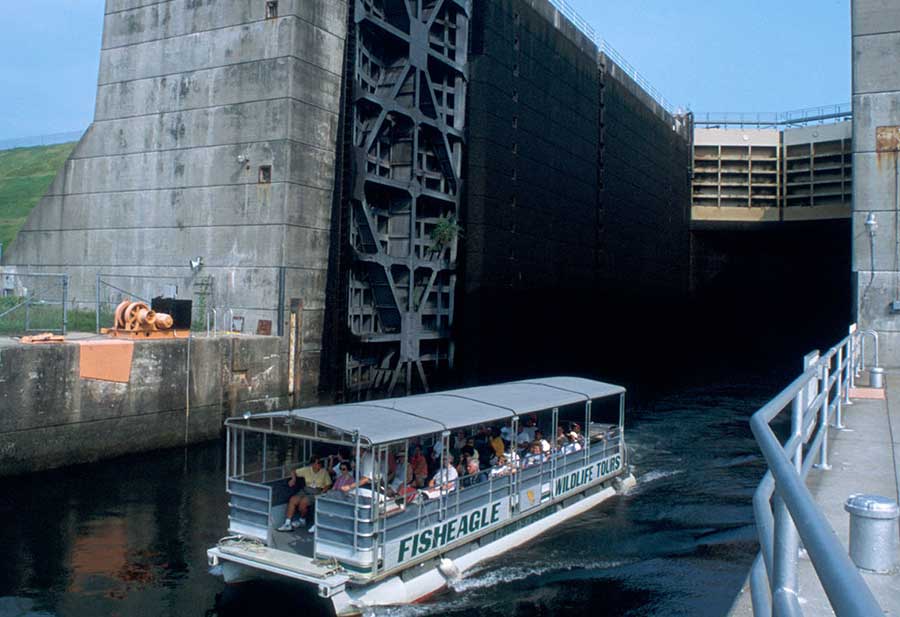 Attention Boaters: Santee Cooper Announces 2025 Summer Operating Hours for Pinopolis Lock